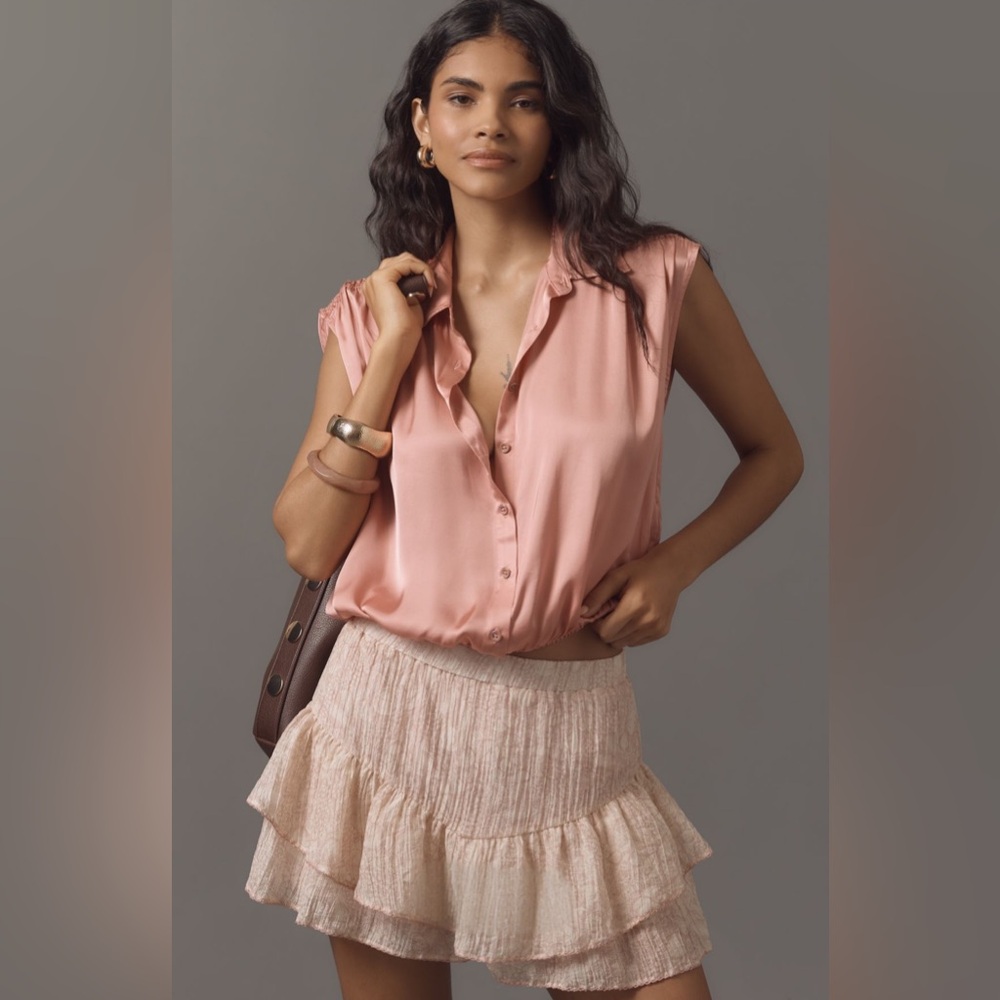 By Anthropologie Cinched Buttondown Blouse in Rosette
